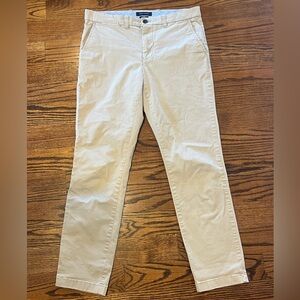 Tommy Hilfiger Cream Chinos for Men 33/32 slim fit
